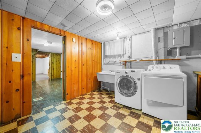 243 Flagstone, Bethlehem City, PA 18017