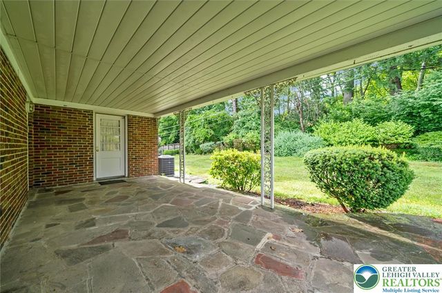 243 Flagstone, Bethlehem City, PA 18017