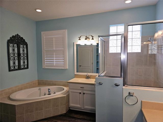 12538 CARA CARA LOOP, Bradenton, FL 34212