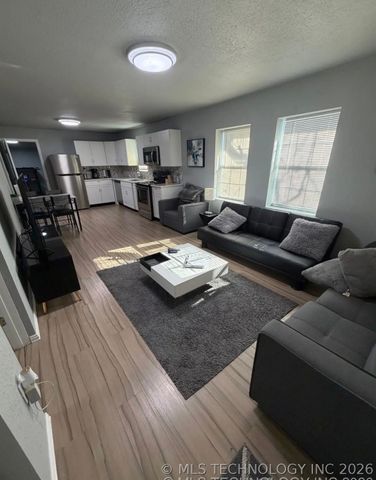 813 S Birmingham Avenue S, Tulsa, OK 74104