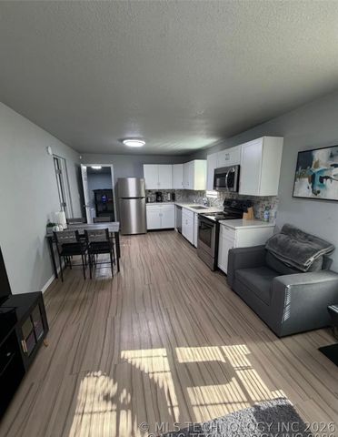 813 S Birmingham Avenue S, Tulsa, OK 74104