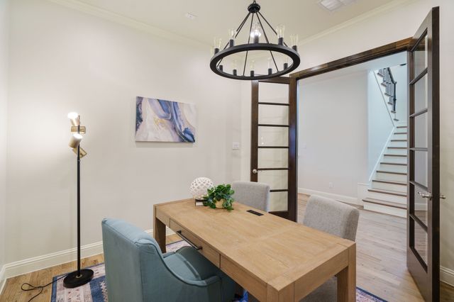 6211 Velasco Avenue, Dallas, TX 75214