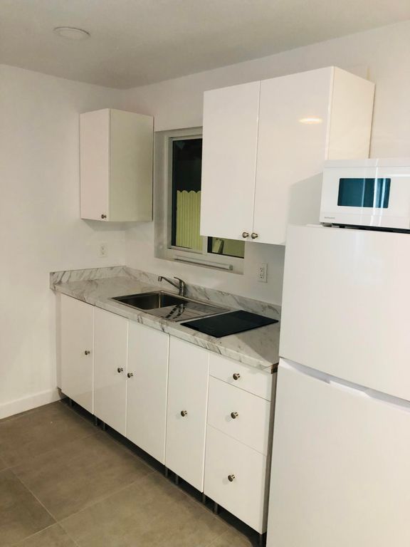 1244 W 27th Street, West Palm Beach, FL 33404