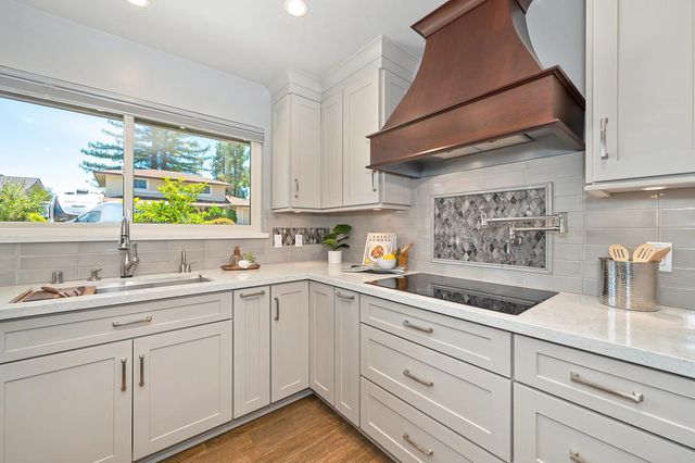 5141 Mississippi Bar Dr, Orangevale, CA 95662
