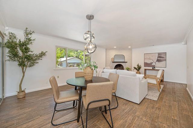 5141 Mississippi Bar Dr, Orangevale, CA 95662