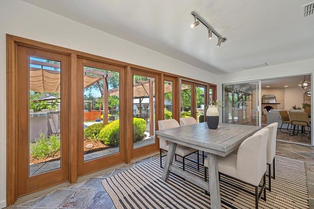 5141 Mississippi Bar Dr, Orangevale, CA 95662