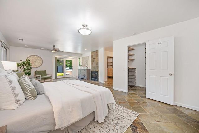 5141 Mississippi Bar Dr, Orangevale, CA 95662