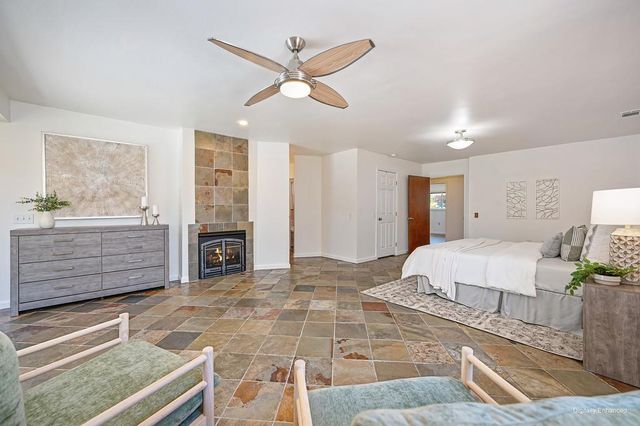 5141 Mississippi Bar Dr, Orangevale, CA 95662