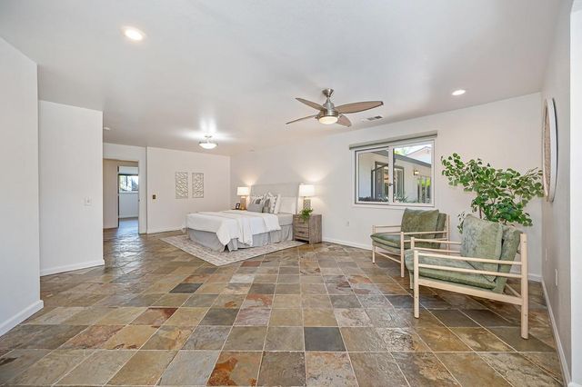 5141 Mississippi Bar Dr, Orangevale, CA 95662