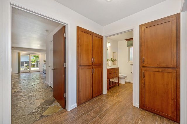 5141 Mississippi Bar Dr, Orangevale, CA 95662