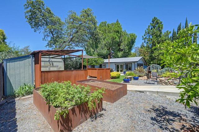 5141 Mississippi Bar Dr, Orangevale, CA 95662
