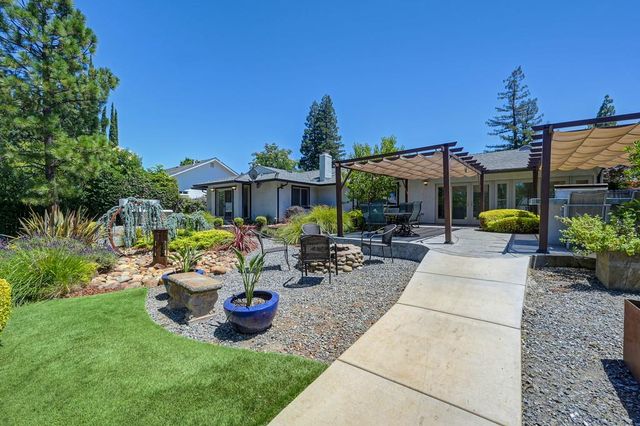 5141 Mississippi Bar Dr, Orangevale, CA 95662