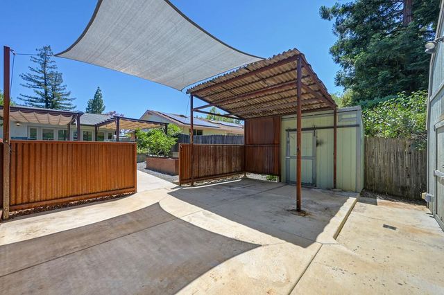 5141 Mississippi Bar Dr, Orangevale, CA 95662