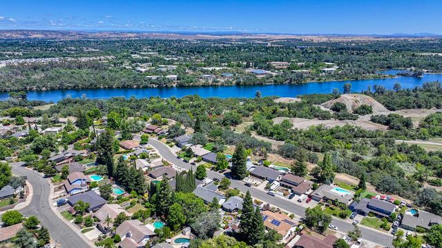 5141 Mississippi Bar Dr, Orangevale, CA 95662
