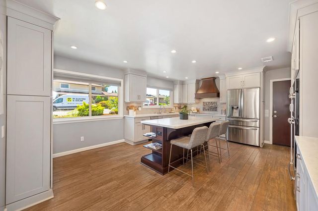 5141 Mississippi Bar Dr, Orangevale, CA 95662