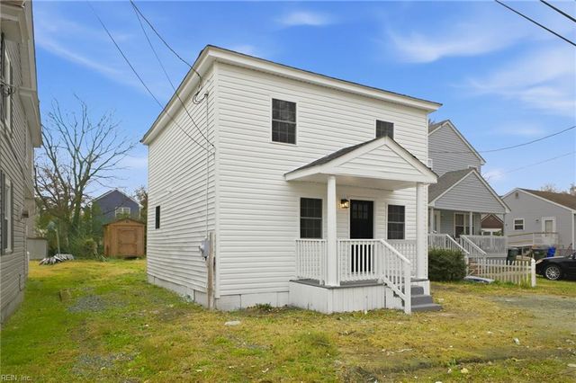 307 N 4th ST, Suffolk, VA 23434