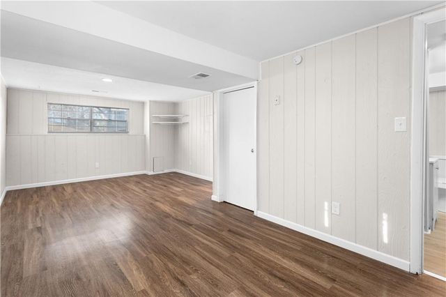 3621 S Scott Avenue, Independence, MO 64052