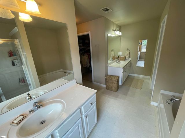 6 Saros Court, Greenville, SC 29607