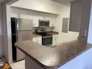 201 SW 116th Ave 22306, Pembroke Pines, FL 33025