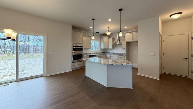 1246 Plum Grove Drive, Monroe, MI 48161