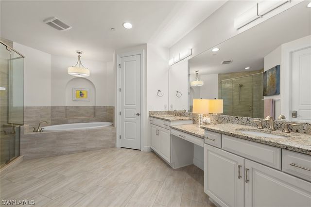 4731 Via Del Corso LN 202, Bonita Springs, FL 34134