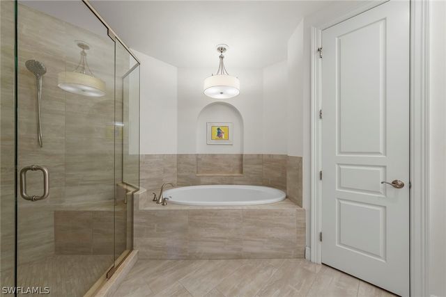 4731 Via Del Corso LN 202, Bonita Springs, FL 34134