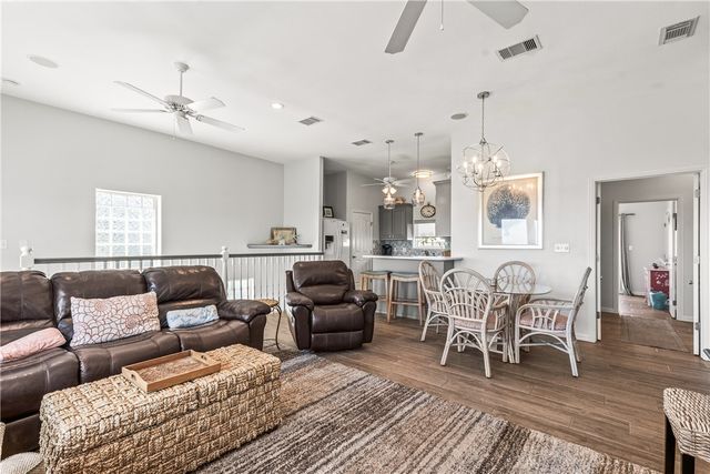 5601 State Highway 361 103, Port Aransas, TX 78373