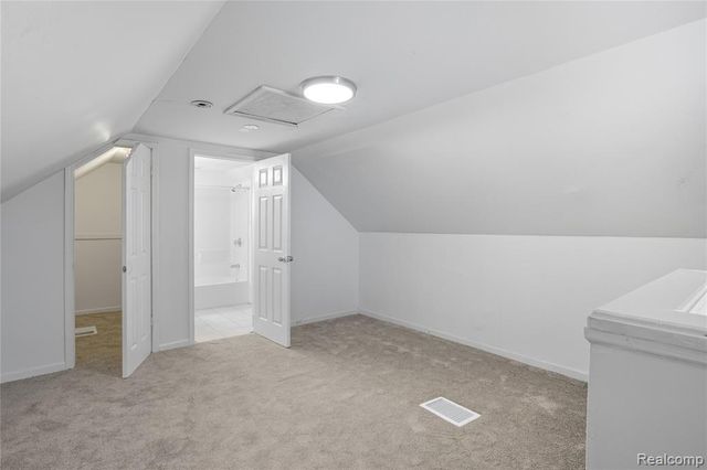 794 Clara Avenue, Pontiac, MI 48340