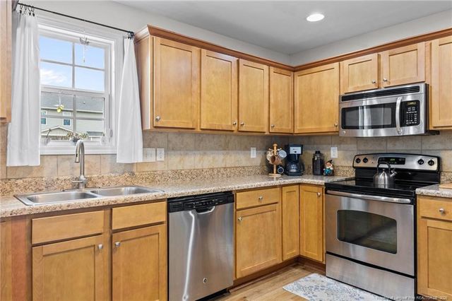 211 Ladden Lane, Raeford, NC 28376