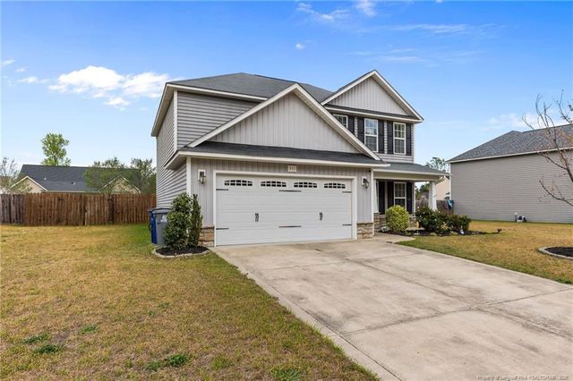 211 Ladden Lane, Raeford, NC 28376