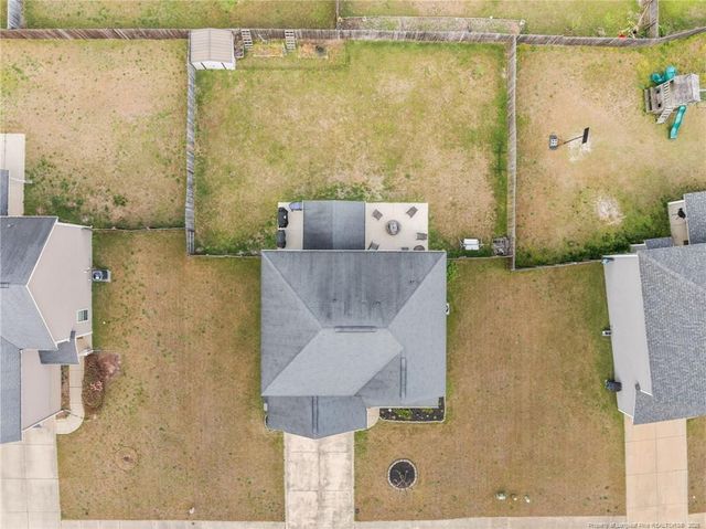 211 Ladden Lane, Raeford, NC 28376