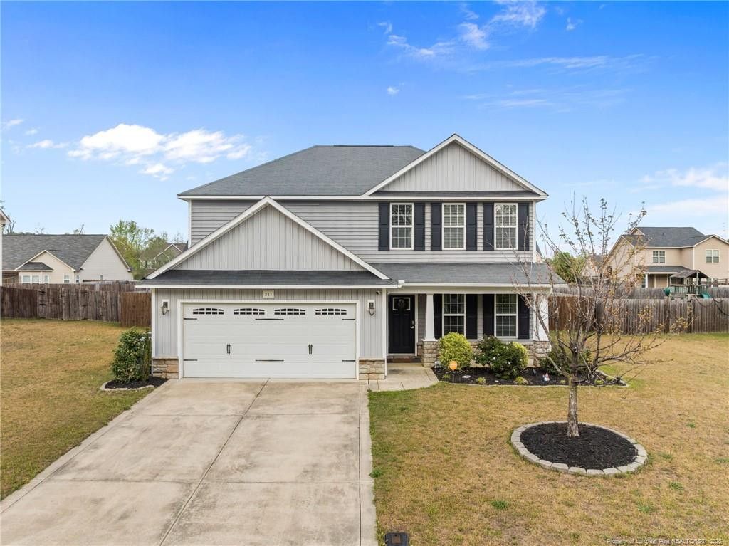 211 Ladden Lane, Raeford, NC 28376