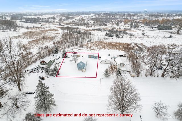 6357 S 2nd Street, Wells, MI 49894