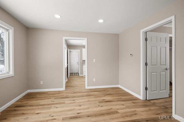 6357 S 2nd Street, Wells, MI 49894