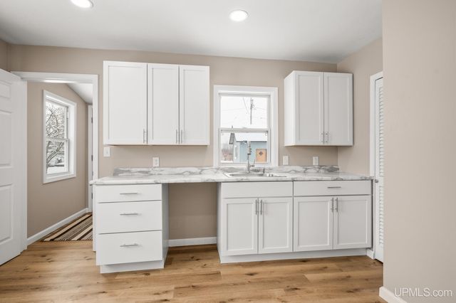 6357 S 2nd Street, Wells, MI 49894