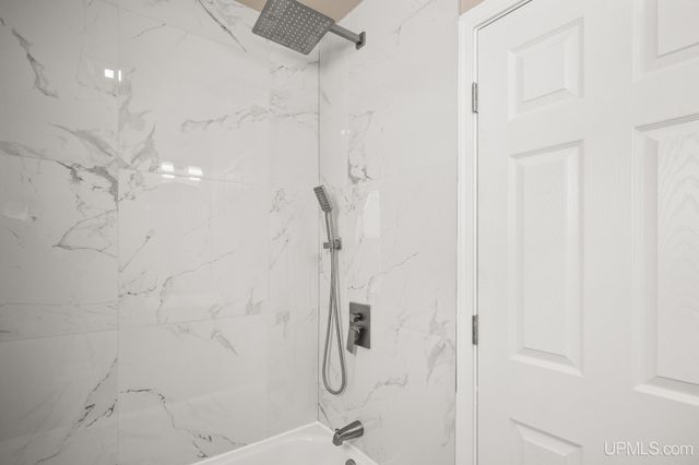 6357 S 2nd Street, Wells, MI 49894