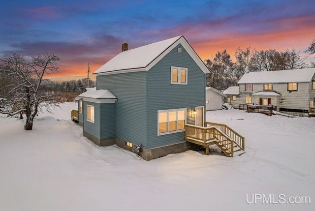 6357 S 2nd Street, Wells, MI 49894