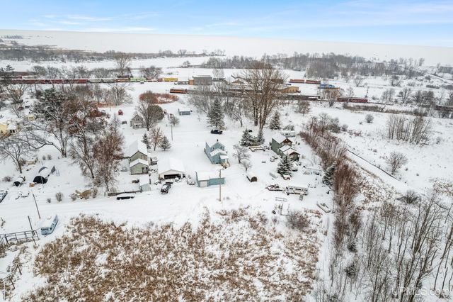 6357 S 2nd Street, Wells, MI 49894