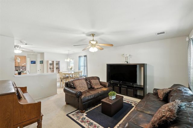 17821 POWDER CREEK DR, Manor, TX 78653
