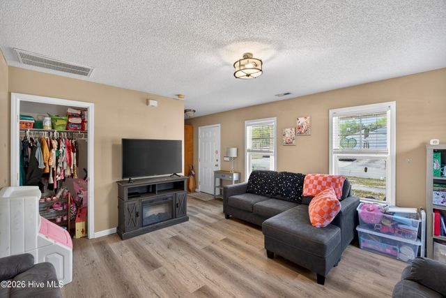 2349 Jefferson Street, Wilmington, NC 28401