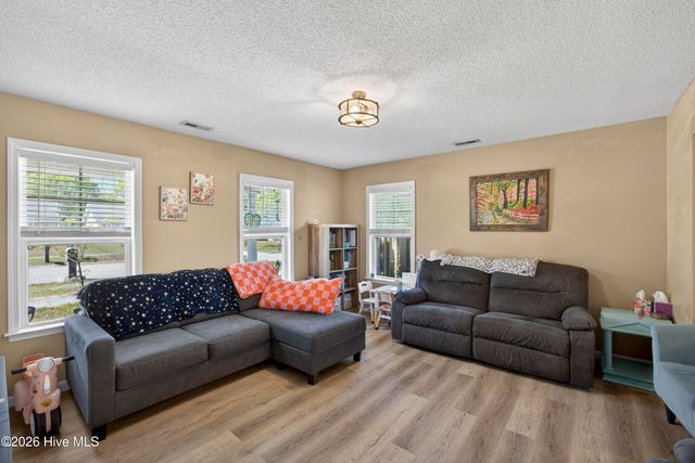 2349 Jefferson Street, Wilmington, NC 28401