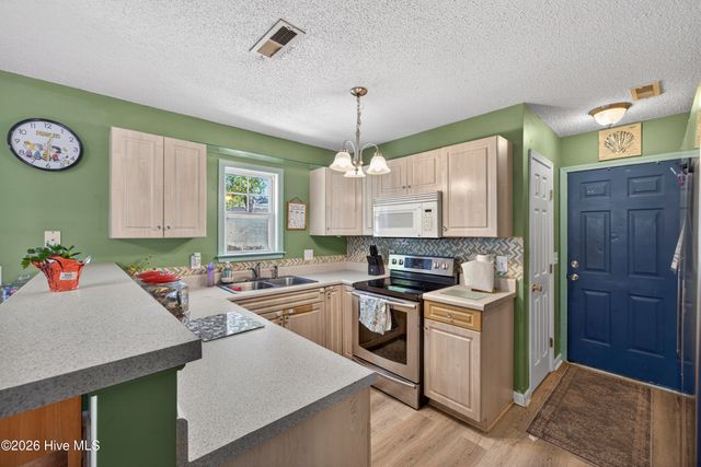 2349 Jefferson Street, Wilmington, NC 28401