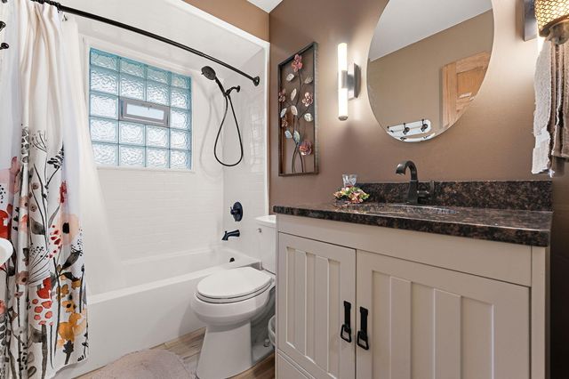 4432 W 15th Street, Hobart, IN 46342