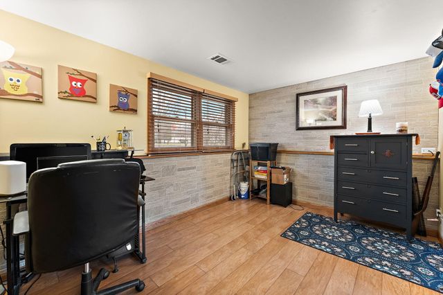 4432 W 15th Street, Hobart, IN 46342