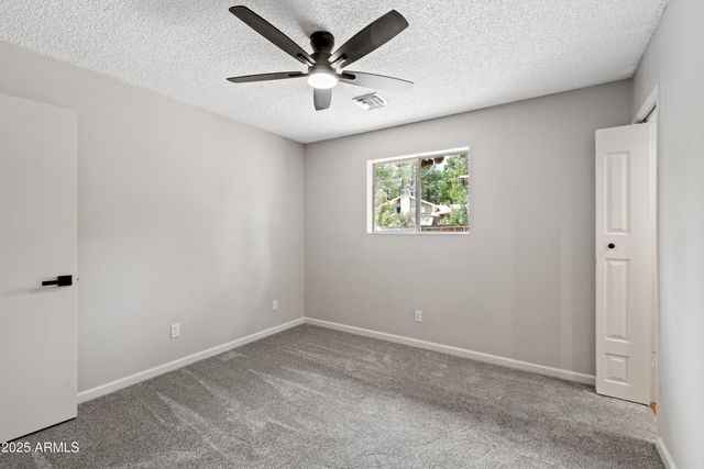 960 N 32ND Avenue, Show Low, AZ 85901