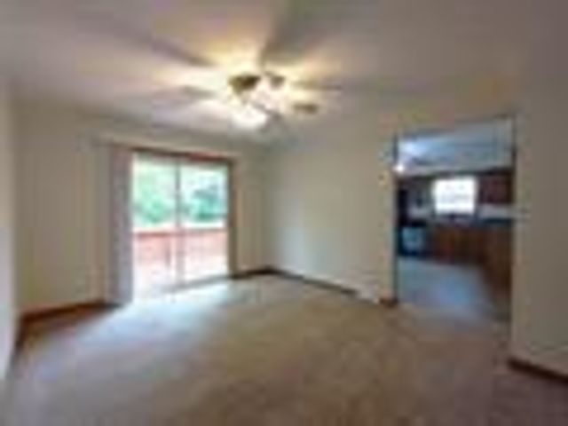 216 Bounty Drive NE, Poplar Grove, IL 61065
