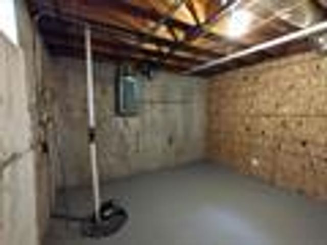 216 Bounty Drive NE, Poplar Grove, IL 61065