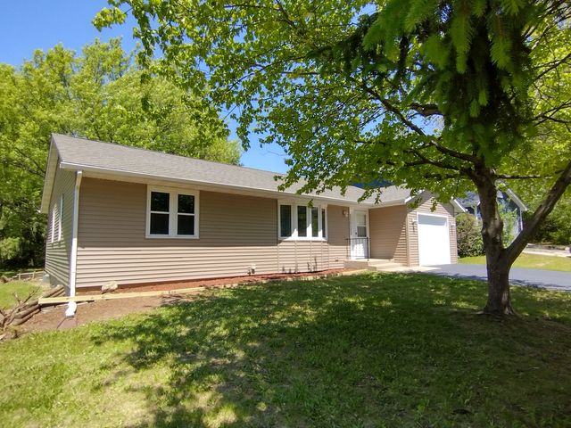 216 Bounty Drive NE, Poplar Grove, IL 61065