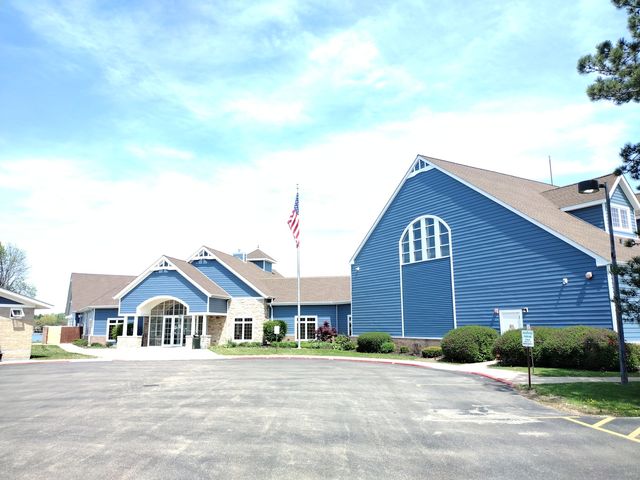 216 Bounty Drive NE, Poplar Grove, IL 61065