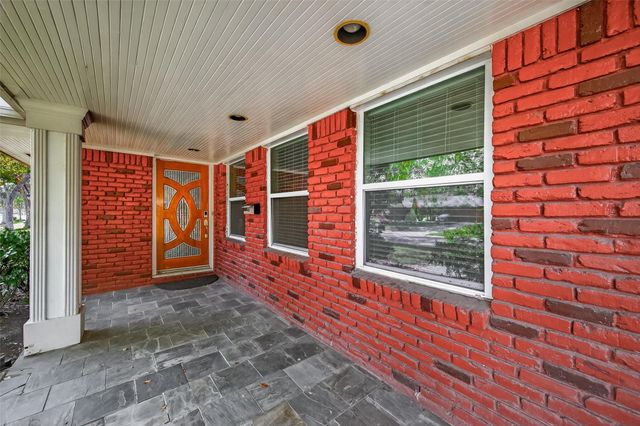 5111 Creekbend Drive, Houston, TX 77035